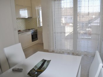 apartman-broj--1-trpezarija-i-kuhinja